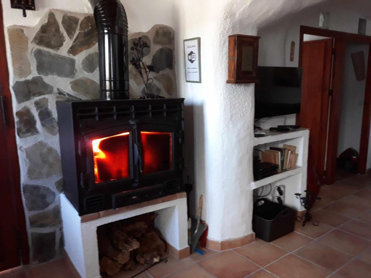 Cuevas Andalucia Guest House Baza Bagian luar foto